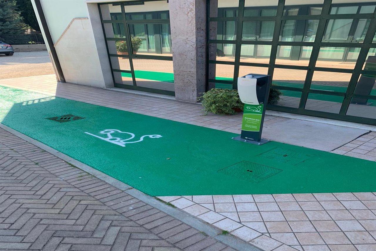 Hotel Eden Валеджо сул Минчио Екстериор снимка