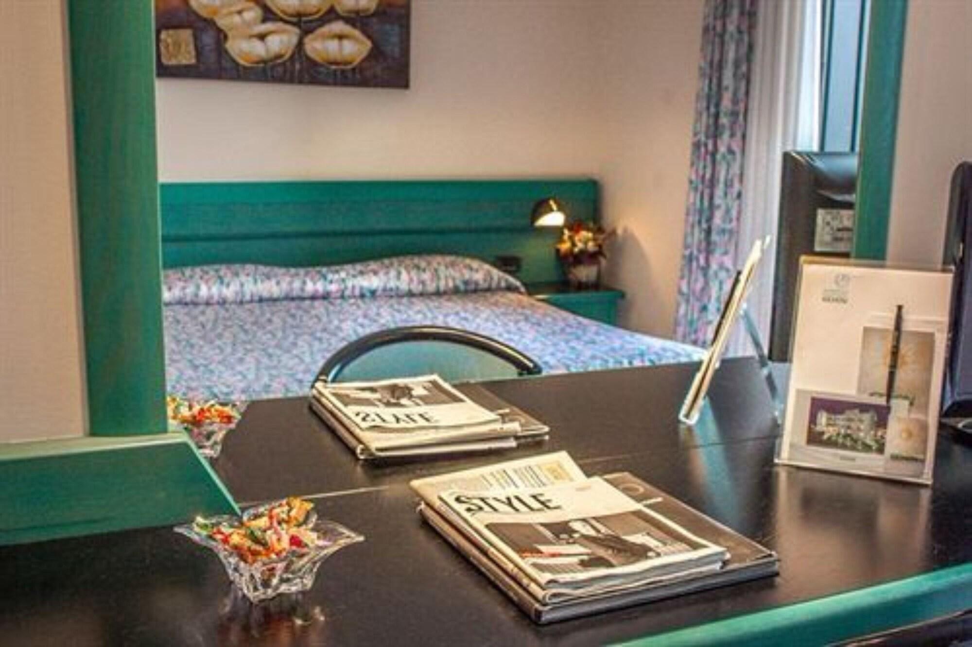 Hotel Eden Валеджо сул Минчио Екстериор снимка