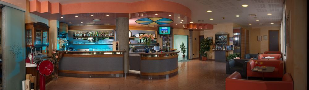 Hotel Eden Валеджо сул Минчио Екстериор снимка