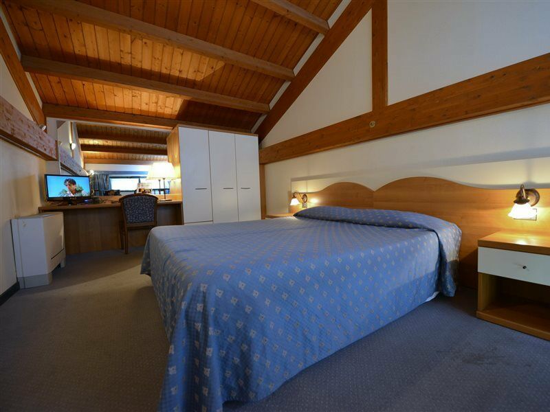 Hotel Eden Валеджо сул Минчио Екстериор снимка